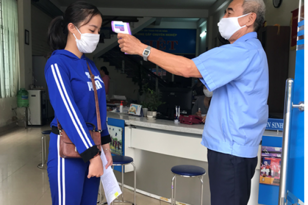 Trường Trung cấp Chuyên Nghiệp Ý Việt chủ động trong việc phòng chống dịch bệnh Covid-19