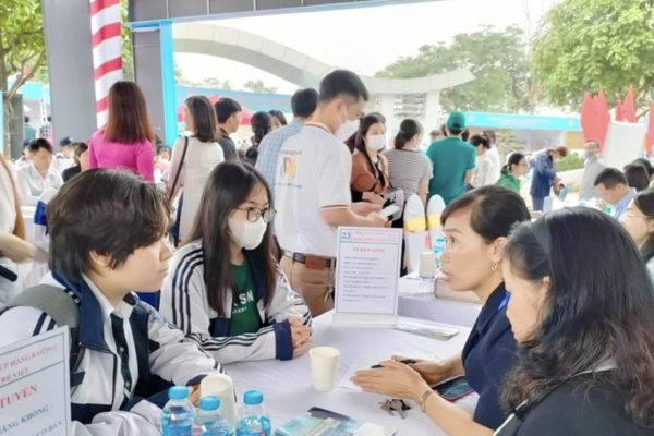 Học sinh THCS thường ngộ nhận điều gì khi chọn ngành chọn nghề ?