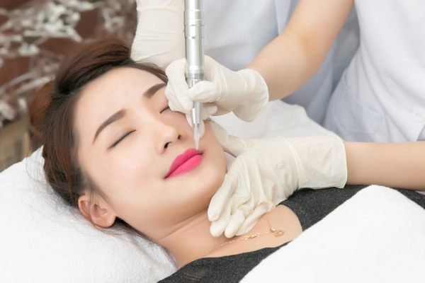 Phun thêu thẩm mỹ môi, làm đẹp thêm cho đôi môi của bạn