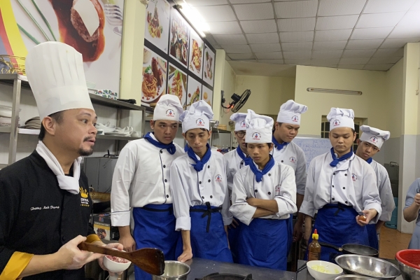Top ngành nghề liên quan đến nấu ăn học xong ra Trường là có việc làm ngay