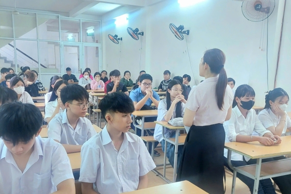 Chào mừng tân học sinh – sinh viên Khóa 25 đến với Trường Trung Cấp Ý Việt