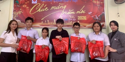 Phong Bao Lì Xì Yêu Thương – Lan Tỏa Tết Ấm Áp Cùng Ý Việt