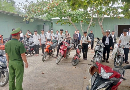 K26 TRANG BỊ KIẾN THỨC PHÁP LUẬT, XÂY DỰNG MÔI TRƯỜNG HỌC TẬP AN TOÀN TẠI Ý VIỆT
